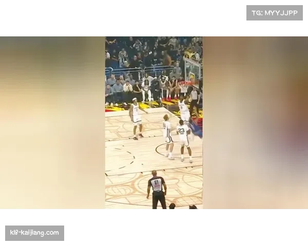 贝恩关键上篮被吹干扰球 魔术新核制造杀伤能力获认可